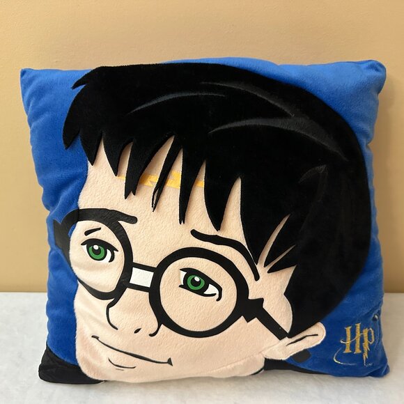 Vintage 2001 Harry Potter 14 x 14 Square Pillow / Pre Movie Artwork - Picture 1 of 12